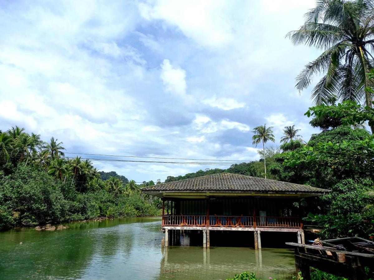 Ao Jark Homestay Ban Bang Bao  Exterior photo